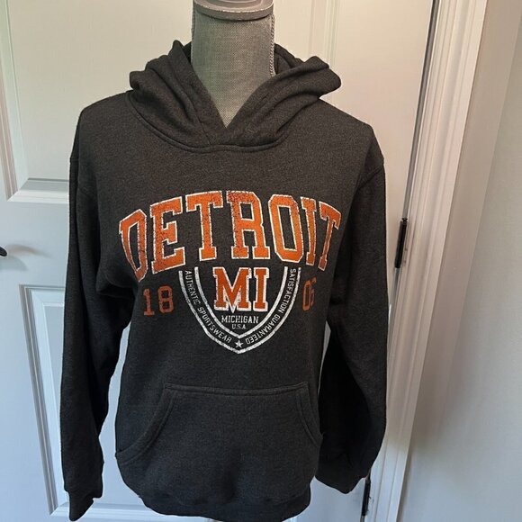 Point Sportswear Gray DETROIT Hoodie Size S EUC - Picture 2 of 4